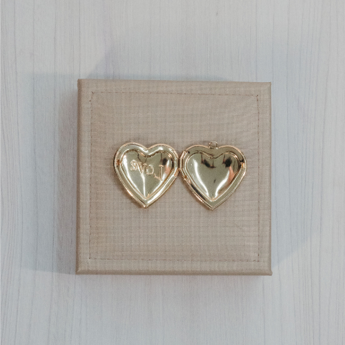 Pingente Relicário Banhado a Ouro