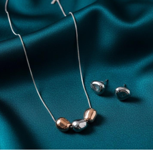 Corrente Veneziana com Brincos de pedras