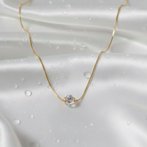 Corrente Banhada a Ouro com Pingente Ponto de Luz